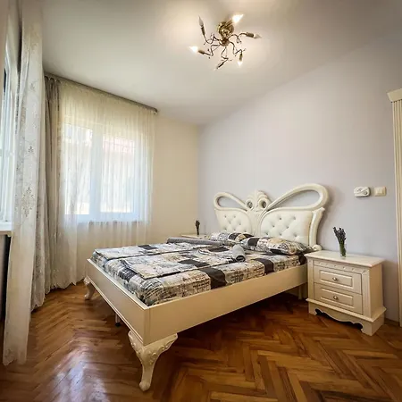 Apartment The Trinity *